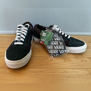 NWT-  Vans - Unisex - Extra Laces
